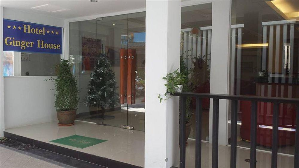 Oyo 373 Mc Ginger House Hotel Patong Exterior photo